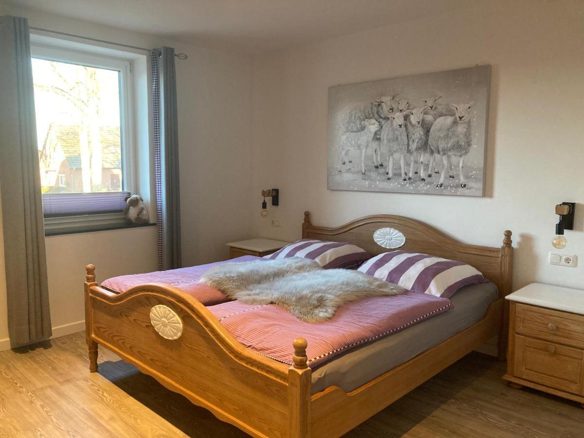 Ferienwohnung Am Holzfeld Шнефердінген Екстер'єр фото